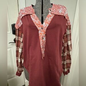 Women’s Plaid and Floral Patchwork Long Sleeve Knit Woven Top Medium